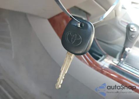 2004 Toyota Camry Xle из США, поврежденный, VIN 4T1BE32K34U907653